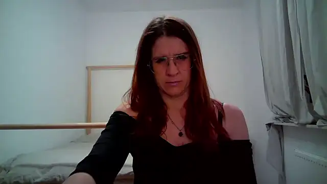 KayaRose online show from 10-25-25, 08:25