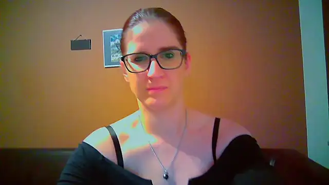 KayaRose online show from 11-06-25, 04:52