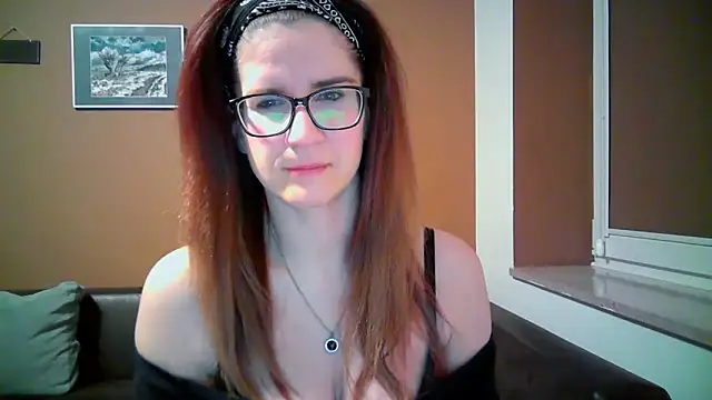 KayaRose online show from 11-14-25, 09:13