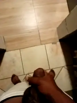 Snapshot of Anzo44 chatting on 12-03-25, 08:29 Anzo44 online show from 12-03-25, 08:29