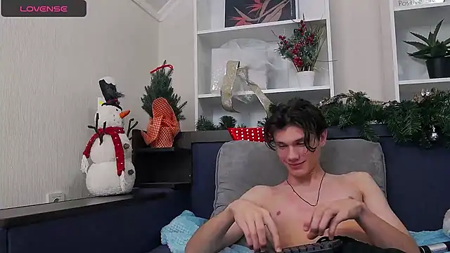 CalvinCay online show from 12-20-24, 01:58