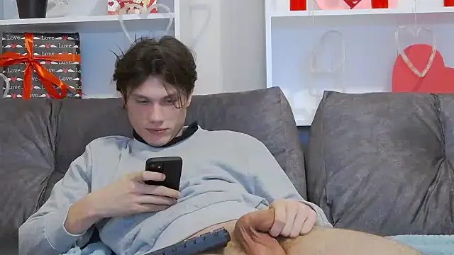 CalvinCay online show from 02-04-25, 08:49