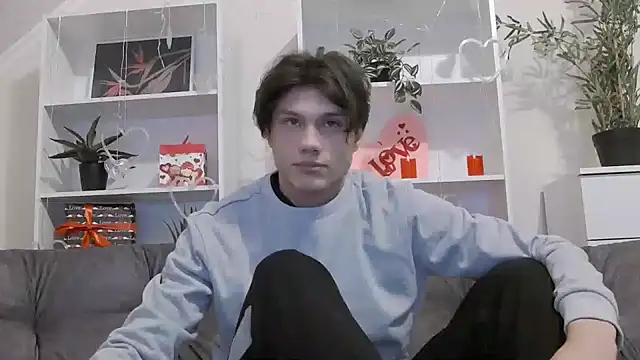 CalvinCay online show from 02-05-25, 01:37