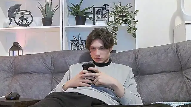 CalvinCay online show from 03-09-25, 07:59