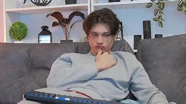 CalvinCay online show from 03-12-25, 02:20