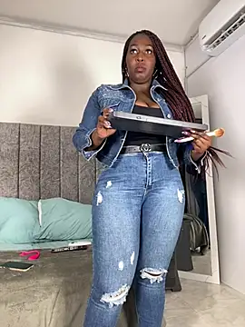 Snapshot of emilyrojas chatting on 03-03-26, 02:45 emilyrojas online show from 03-03-26, 02:45