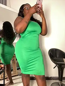 Snapshot of emilyrojas chatting on 03-25-26, 12:22 emilyrojas online show from 03-25-26, 12:22