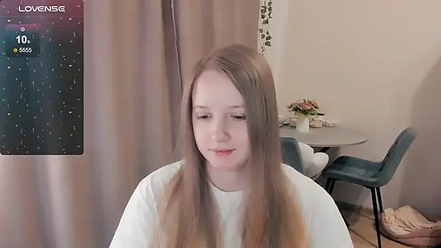 Snapshot of Alyaley chatting on 02-06-26, 11:13 Alyaley online show from 02-06-26, 11:13