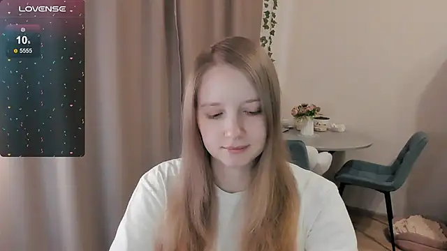 Snapshot of Alyaley chatting on 03-08-26, 01:15 Alyaley online show from 03-08-26, 01:15