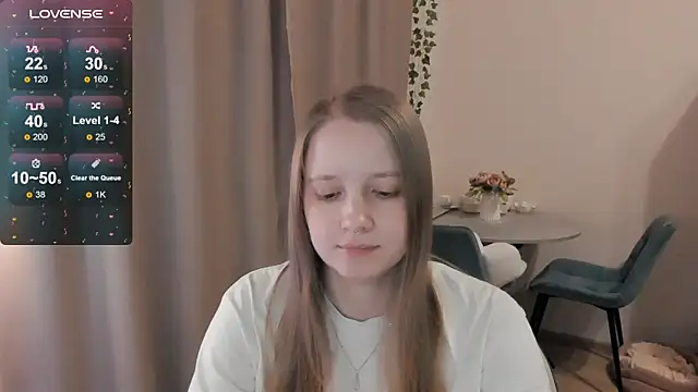 Snapshot of Alyaley chatting on 04-02-26, 11:46 Alyaley online show from 04-02-26, 11:46