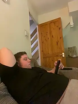 Snapshot of Lukeyboy027 chatting on 03-12-25, 07:38 Lukeyboy027 online show from 03-12-25, 07:38