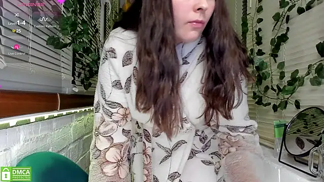 Candys booty online show from 12-17-24, 03:50