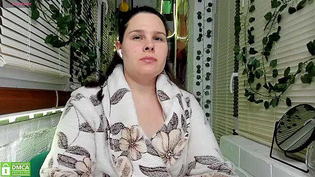 Candys booty online show from 12-18-24, 01:59