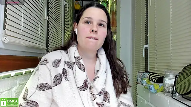 Candys booty online show from 12-19-24, 11:35