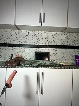 Snapshot of Bella045 chatting on 04-07-26, 02:12 Bella045 online show from 04-07-26, 02:12