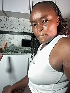 Snapshot of Bella045 chatting on 04-10-26, 02:17 Bella045 online show from 04-10-26, 02:17