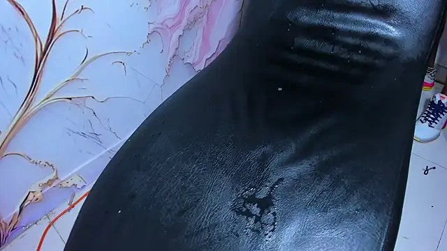 wild demongirl online show from 12-14-24, 05:29