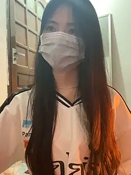 Snapshot of -hanime- chatting on 12-23-24, 01:03 -hanime- online show from 12-23-24, 01:03