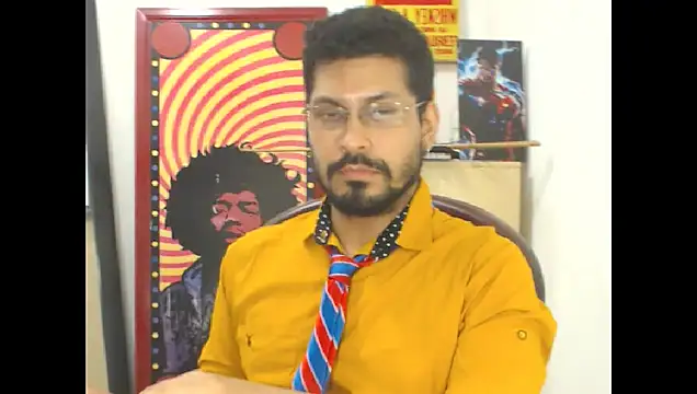 Snapshot of MikeRiverx chatting on 10-12-25, 01:04 MikeRiverx online show from 10-12-25, 01:04