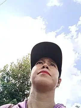 2HotAsain4u online show from 10-10-25, 02:54