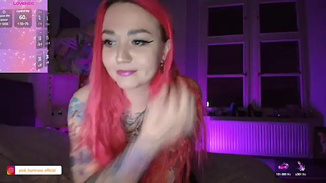 Snapshot of PinkHurricaneOfficial chatting on 01-20-25, 06:43 PinkHurricaneOfficial online show from 01-20-25, 06:43