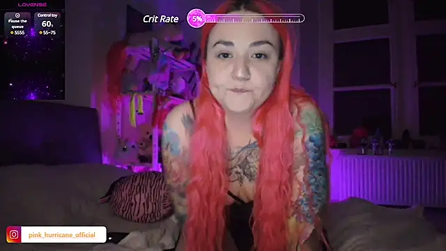 Snapshot of PinkHurricaneOfficial chatting on 02-06-25, 10:32 PinkHurricaneOfficial online show from 02-06-25, 10:32