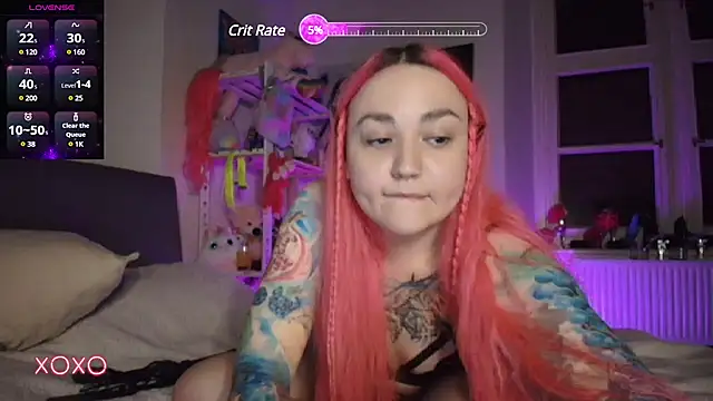 Snapshot of PinkHurricaneOfficial chatting on 02-14-25, 05:25 PinkHurricaneOfficial online show from 02-14-25, 05:25