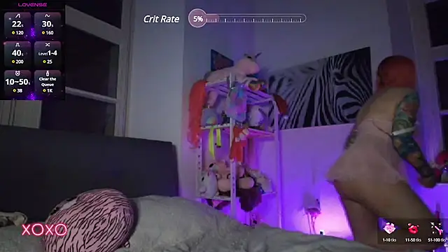 Snapshot of PinkHurricaneOfficial chatting on 02-27-25, 01:05 PinkHurricaneOfficial online show from 02-27-25, 01:05