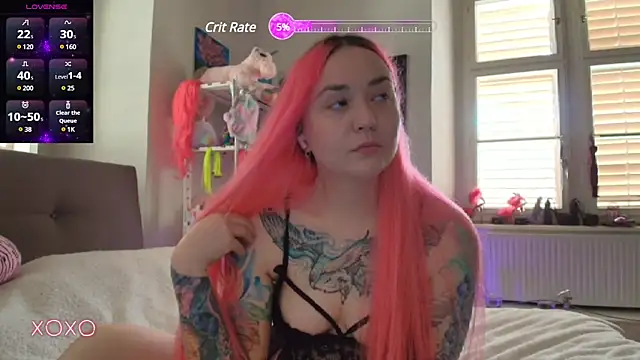 Snapshot of PinkHurricaneOfficial chatting on 03-05-25, 10:33 PinkHurricaneOfficial online show from 03-05-25, 10:33