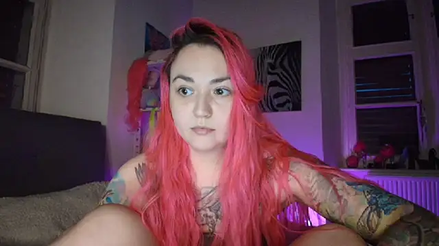 Snapshot of PinkHurricaneOfficial chatting on 03-21-25, 03:24 PinkHurricaneOfficial online show from 03-21-25, 03:24