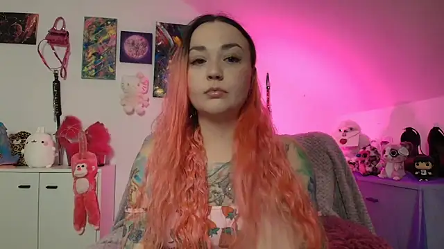 Snapshot of PinkHurricaneOfficial chatting on 11-02-25, 06:43 PinkHurricaneOfficial online show from 11-02-25, 06:43