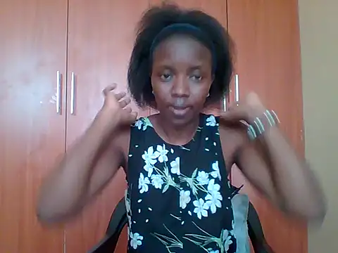 sexy darleen23 online show from 11-18-25, 09:58