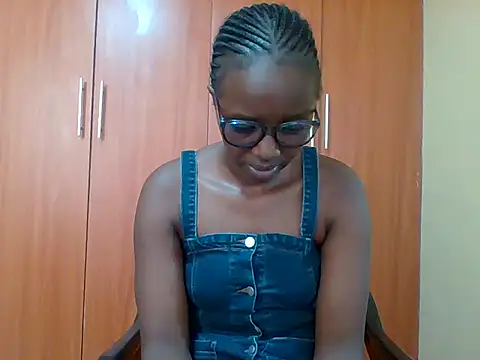 sexy darleen23 online show from 02-09-26, 05:44