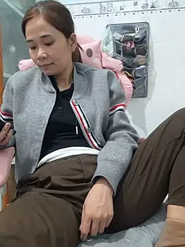 Xaoxang online show from 02-10-25, 12:19