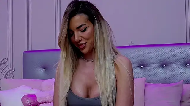 ClaraHazel online show from 03-18-25, 02:36