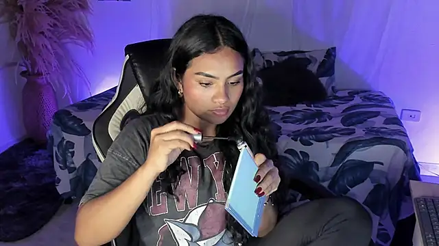 Riana Kean online show from 03-07-26, 03:25