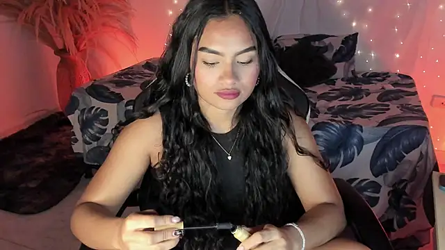 Riana Kean online show from 04-10-26, 01:22