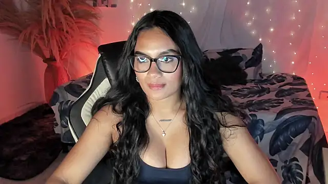 Riana Kean online show from 04-11-26, 07:45