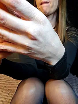 Lib ertine32 online show from 02-12-26, 11:16