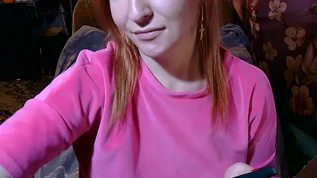 Snapshot of _Kitti_ chatting on 10-19-25, 05:35 Kitti online show from 10-19-25, 05:35