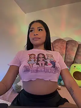 Pocahontascute 33 online show from 03-14-25, 12:29