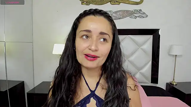  luna  sweet  online show from 02-07-25, 06:45