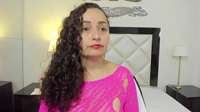  luna  sweet  online show from 02-16-25, 03:26