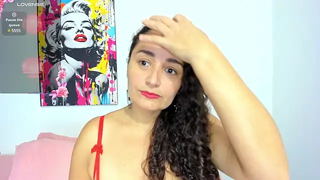  luna  sweet  online show from 03-18-25, 06:48