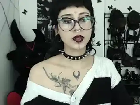 n0sferatus   online show from 01-18-26, 03:10