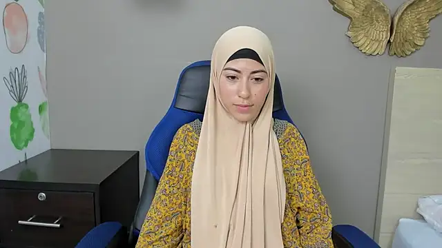 Snapshot of chaymae_nah_ chatting on 12-05-24, 05:37 chaymae nah online show from 12-05-24, 05:37