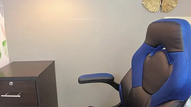 Snapshot of chaymae_nah_ chatting on 12-14-24, 05:51 chaymae nah online show from 12-14-24, 05:51