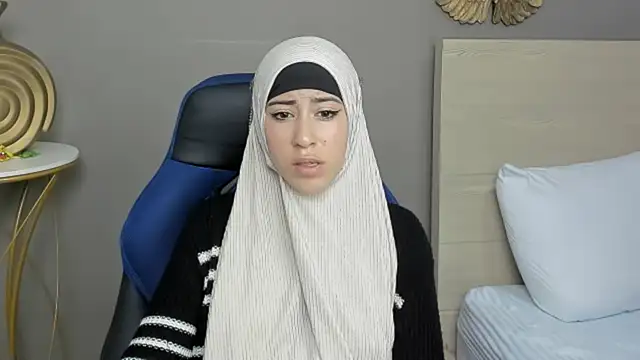 Snapshot of chaymae_nah_ chatting on 12-28-24, 05:02 chaymae nah online show from 12-28-24, 05:02