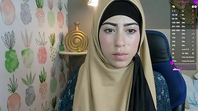 Snapshot of chaymae_nah_ chatting on 01-04-25, 08:49 chaymae nah online show from 01-04-25, 08:49