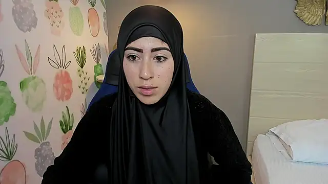 Snapshot of chaymae_nah_ chatting on 01-09-25, 08:24 chaymae nah online show from 01-09-25, 08:24